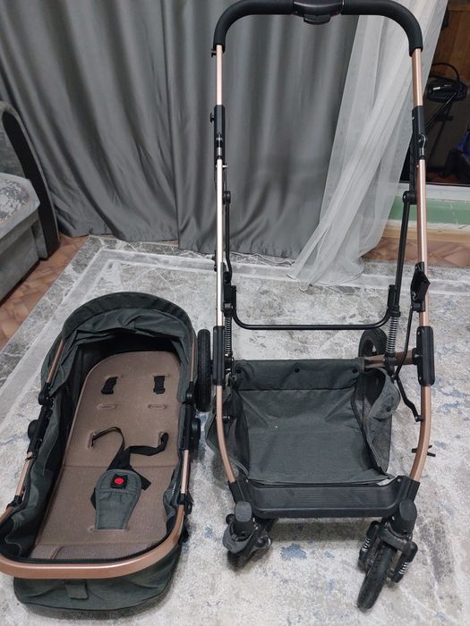 Продам детскую коляску