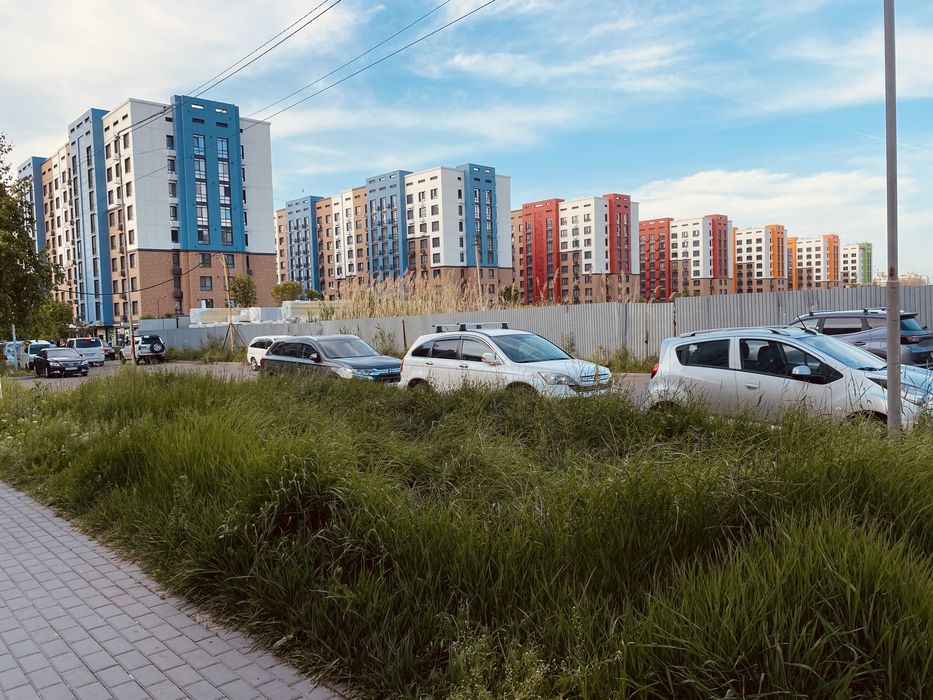 Продам под коммерцию недвижимость
