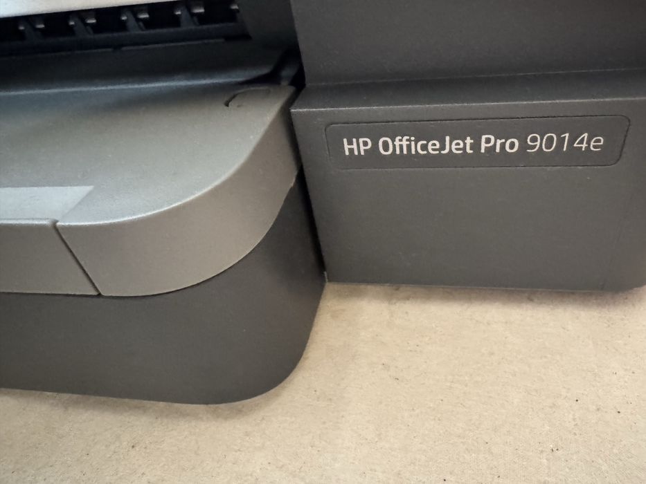 Продаю принтер HP срочно