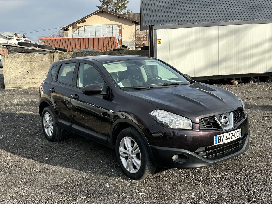 Nissan Qashqai / 1.5 DCI / 2011