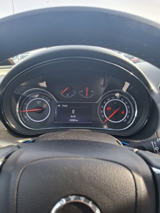 Opel insgnia sports tourer