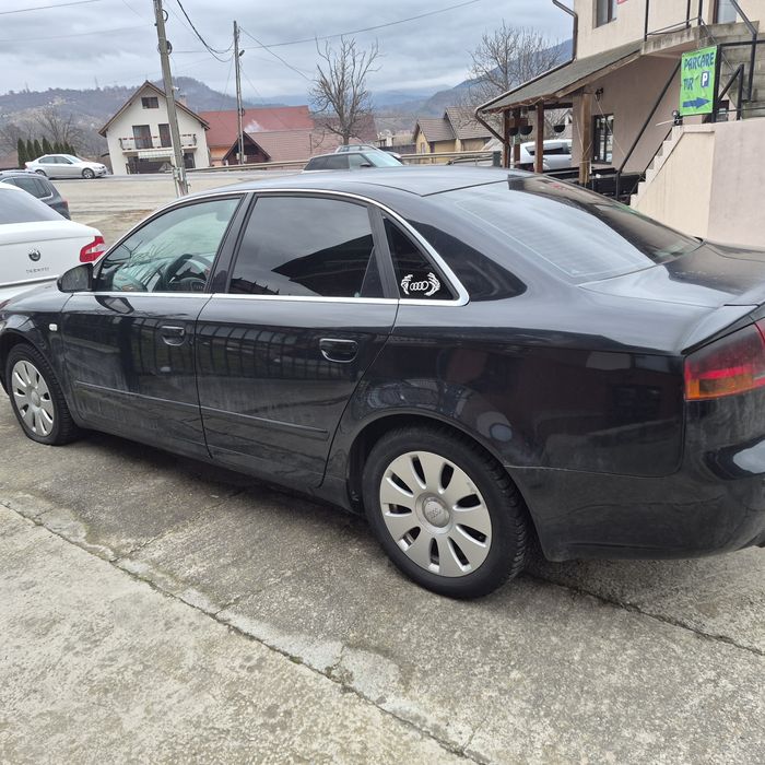Vand audi  A4.klima 2.0 tdi 6+1  trepte
