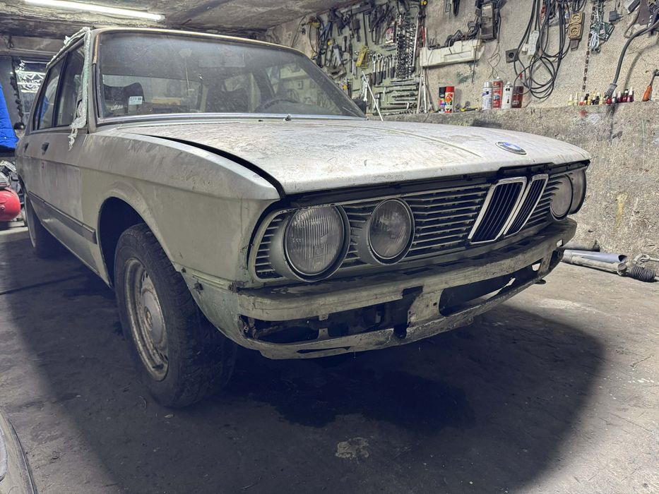 Bmw E28 520/523 цяла за части