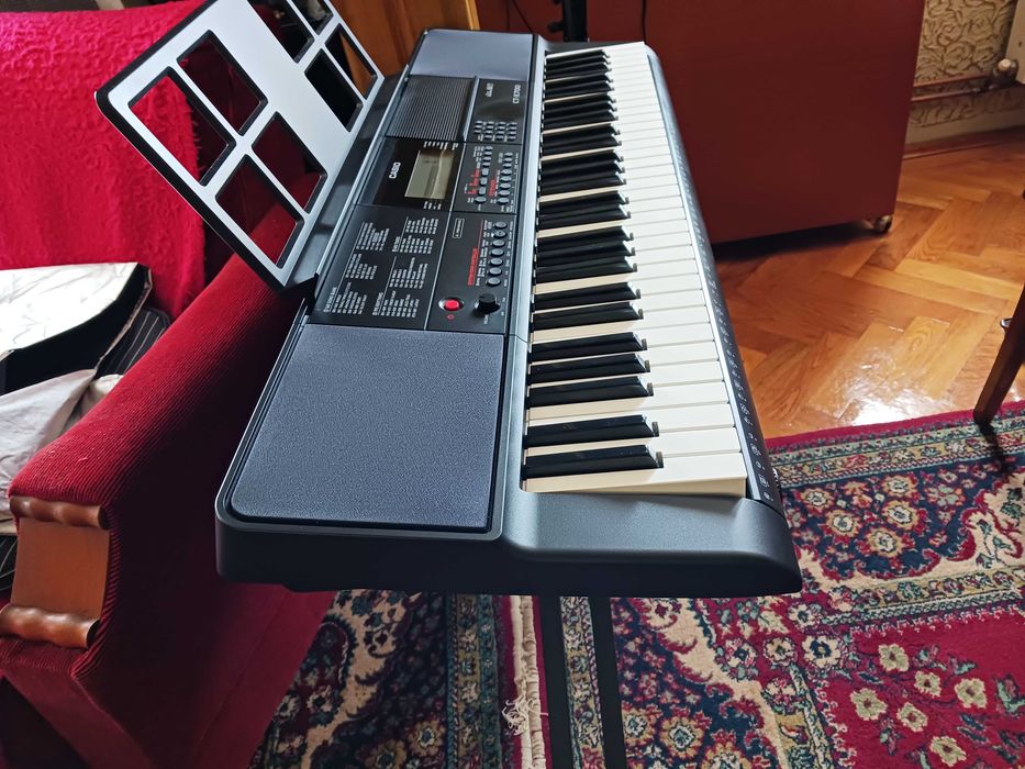 Orgă CASIO CT-X700, 61 Clape, ca NOUĂ, în Garanție!