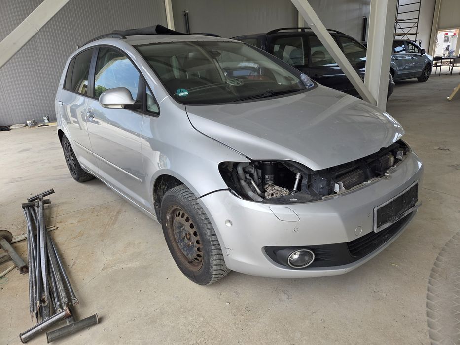 VW GOLF 6 PLUS (На части)
