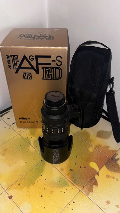 Обектив Nikon AF-S VR 70-200mm f/2.8G IF-ED – професионален телеобектив + кутия, калъф, сенник