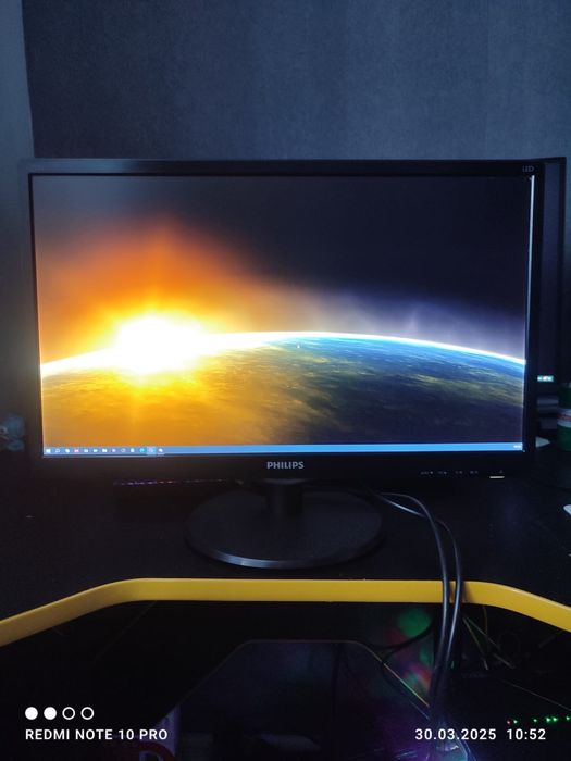 Монитор PHILIPS 22 дюйма