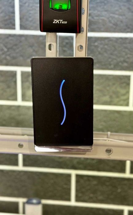 Kartalar va tcp/ip ulanishidan foydalangan holda vaqtni kuzatish tizim