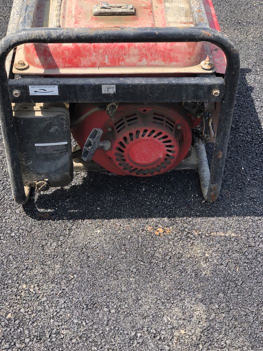 Генератор бензиновый для дома