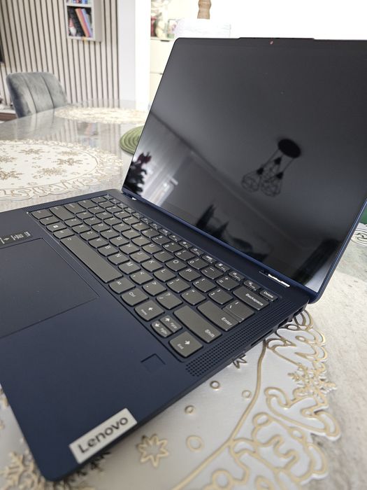 Laptop 2 in 1 LENOVO IdeaPad Flex 5 14ABR8, AMD Ryzen 5 7530U