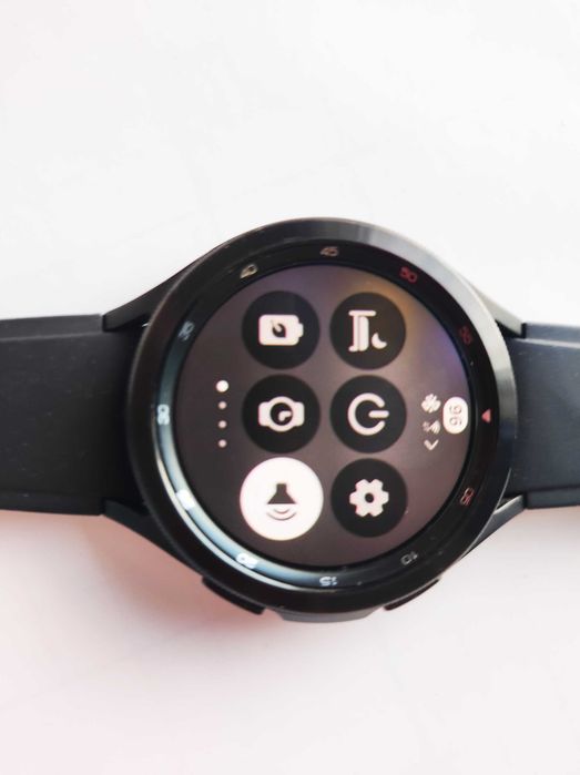 Samsung Galaxy Watch 4 Classic 46mm (SM-R890) - Отлично състояние