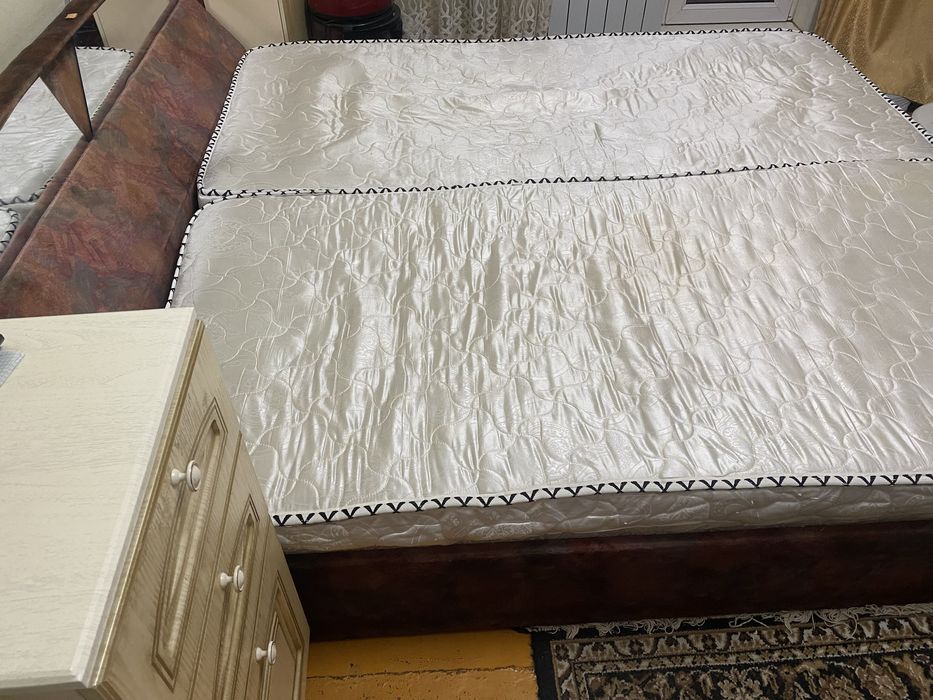 Продам кровать двуспальную