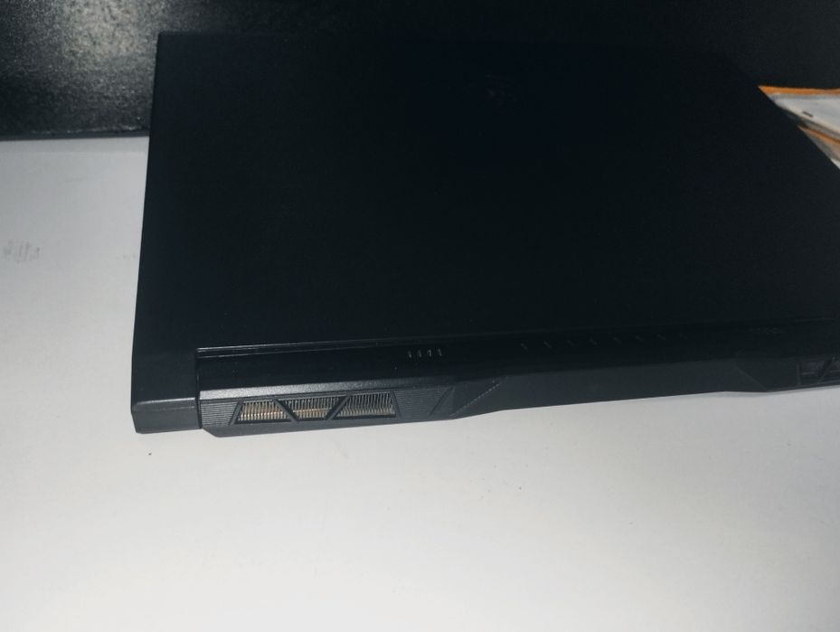 MSI Katan GF66 11UE