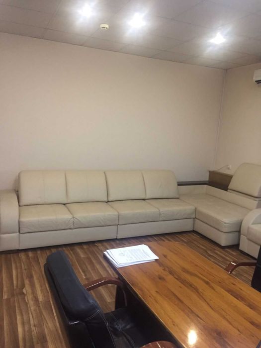 продам кожанный диван