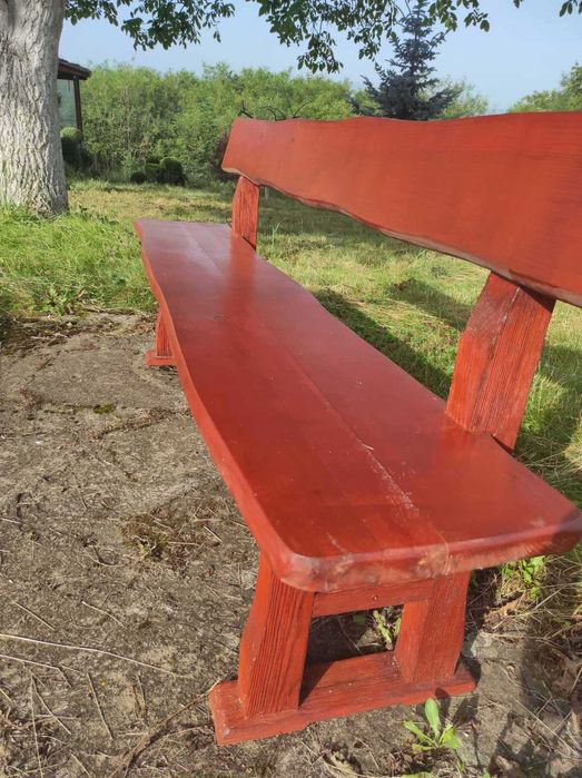 Дървена маса + 2 пейки от бор - масив