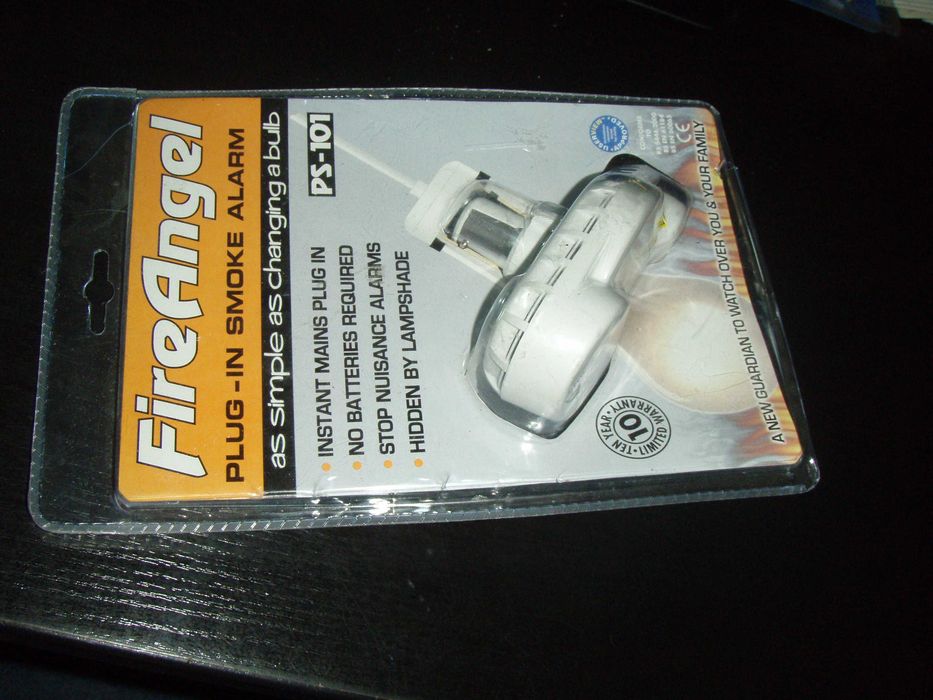 Detector de fum FireAngel PS-101 pentru fasung tip baioneta B22