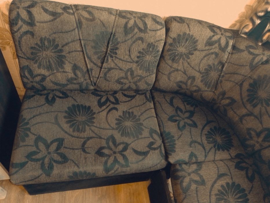 Пране на мека мебе, дивани, столове, фотьойли, табуретки ,пране автоса