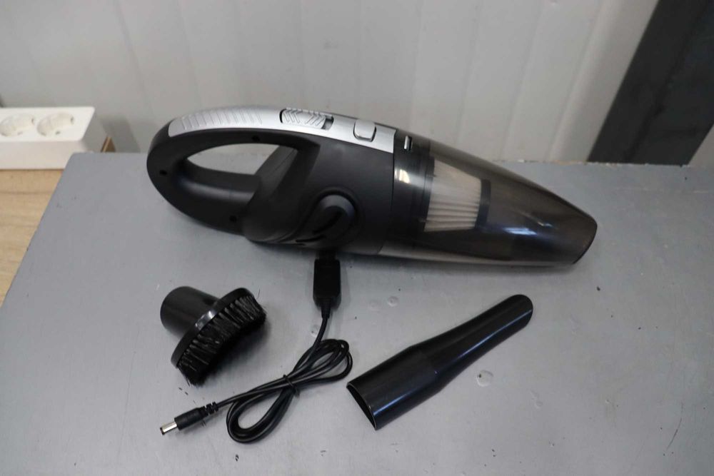 Безжична акумулаторна прахосмукачка с мощен вакуум и бързо зареждане