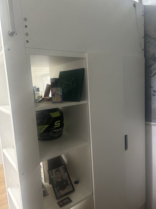 Pat supraetajat ikea