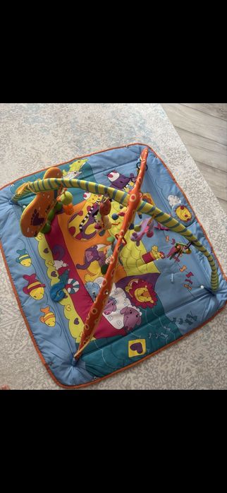 Tiny Love: Развивающий коврик