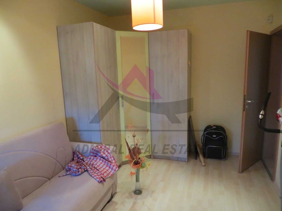 Дава се под наем Тристаен апартамент в Варна, Бриз - 80 кв.м за 747.66 € - Снимка #3