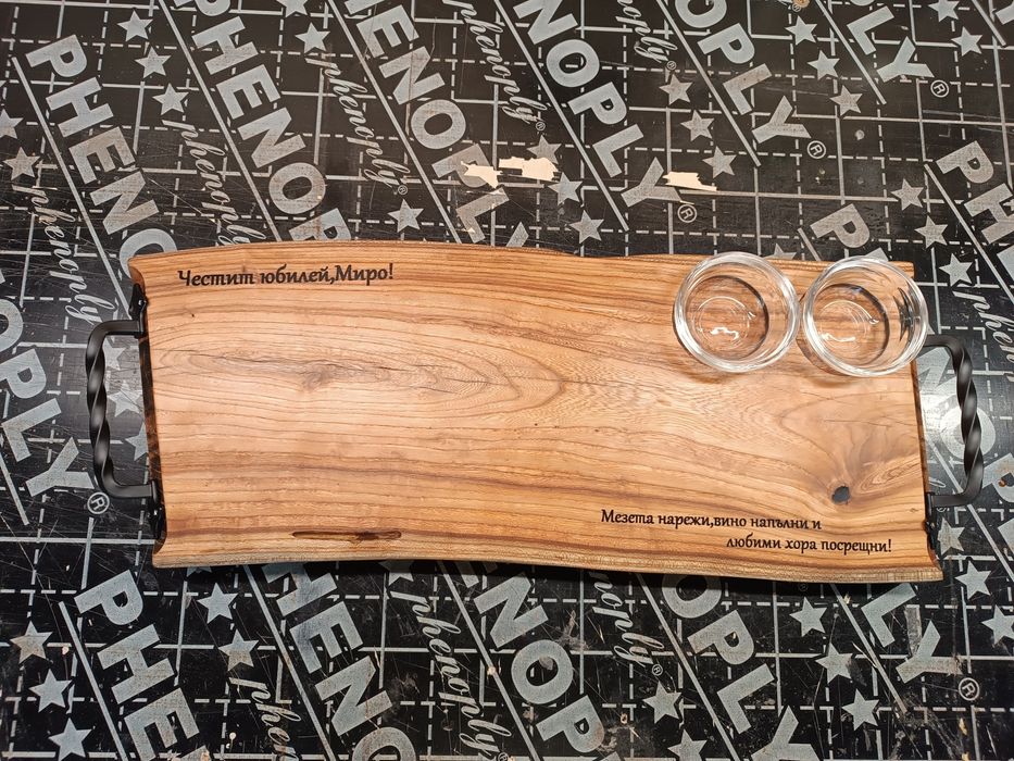 Дъски за рязане и сервиране