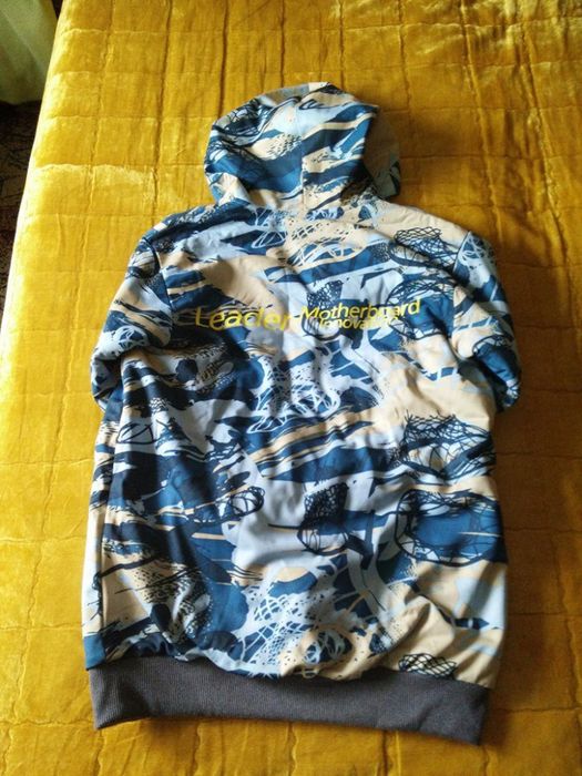 Vand Hanorac GIGABYTE