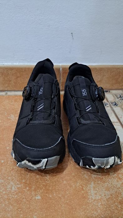 Adidas Terrex masura 37,5. Negri