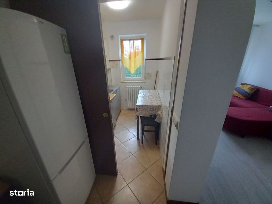 Apartament 2 camere, 32 mp, zona Sasar