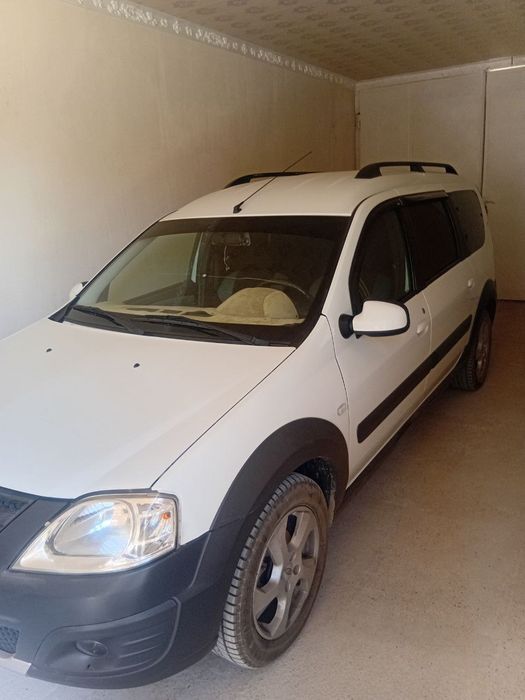 Lada Largus sotiladi