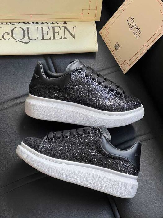 Adidasi Alexander Mcqueen cu sclipici GLITTER negri albi