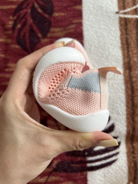 Детские кроссовки