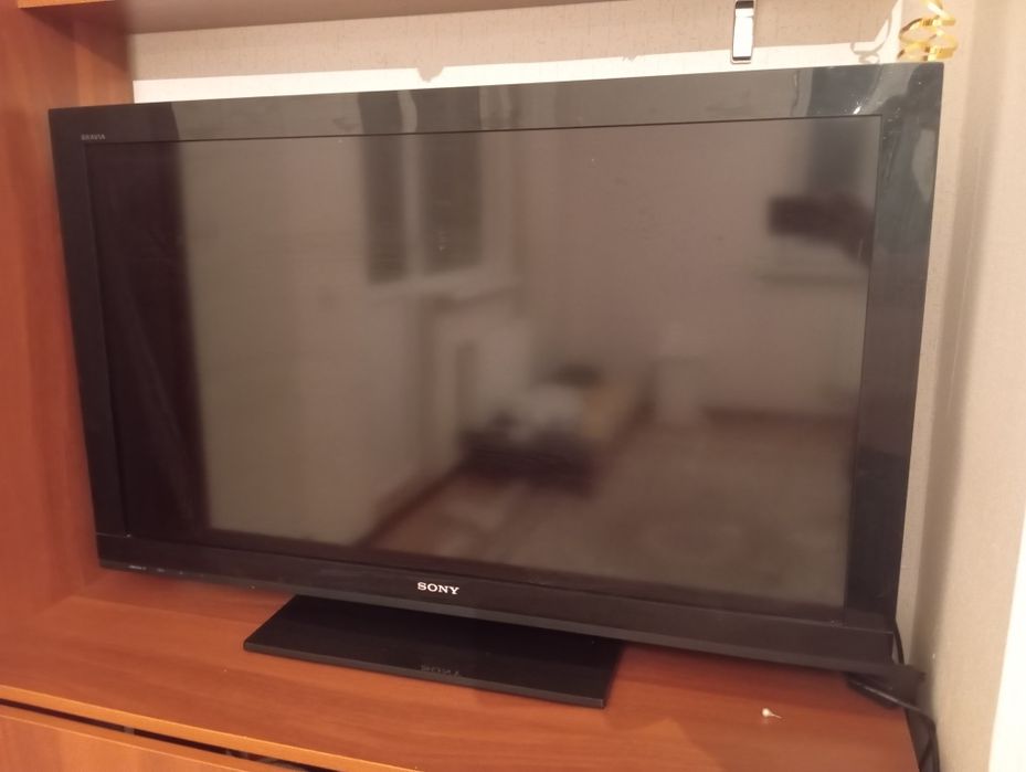 Телевизор рабочий с пультом