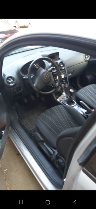 Vând Opel Corsa D