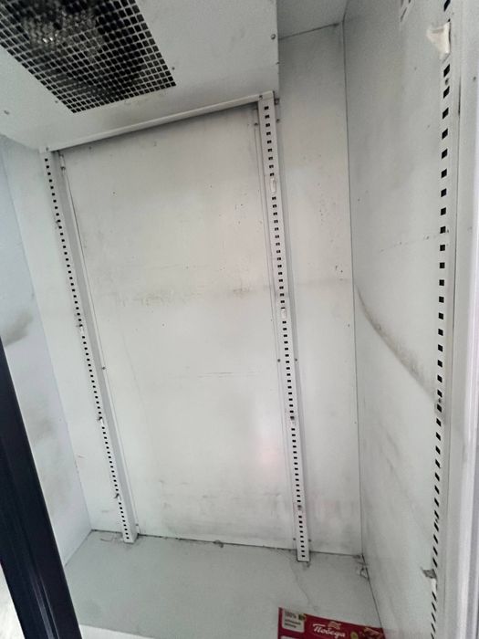 Срочно продам холодильник briskly