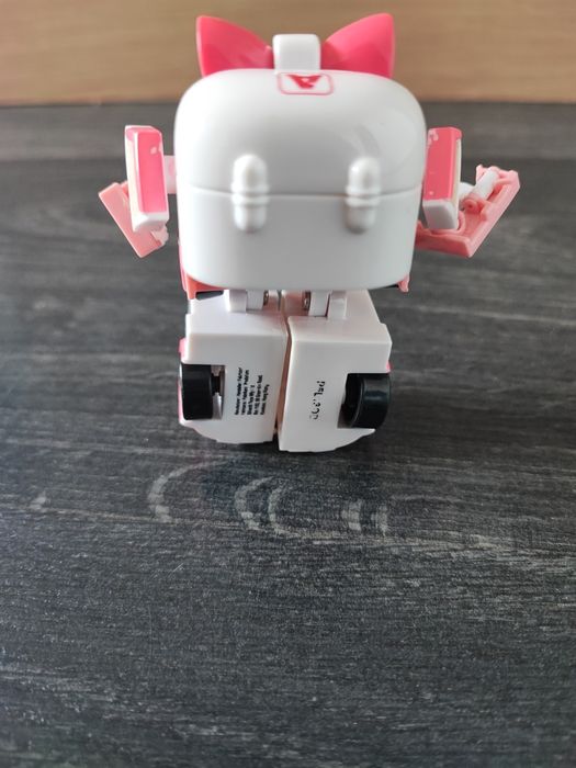 Poli: Эмбер трансформер