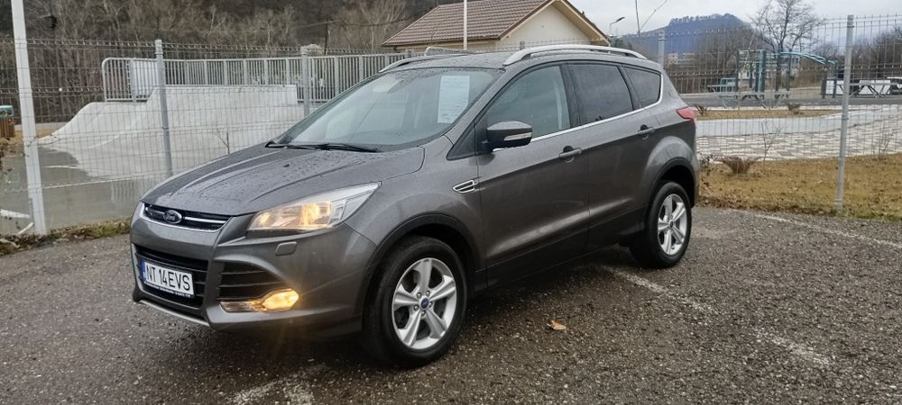Ford Kuga 4x4 model Titanium Inm Ro 2026