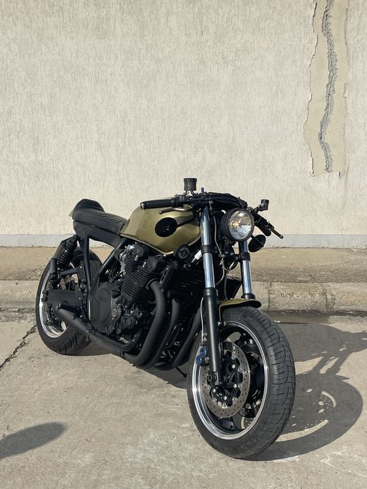 YAMAHA XJR 1300 Cafe Racer