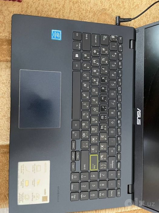 ASUS E510 4/128 gb black