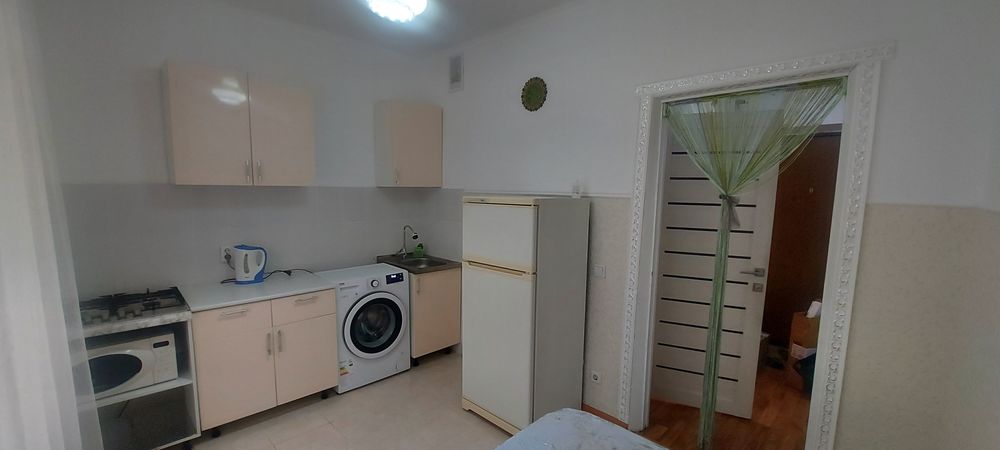 Квартира посуточно и  на часы 2000