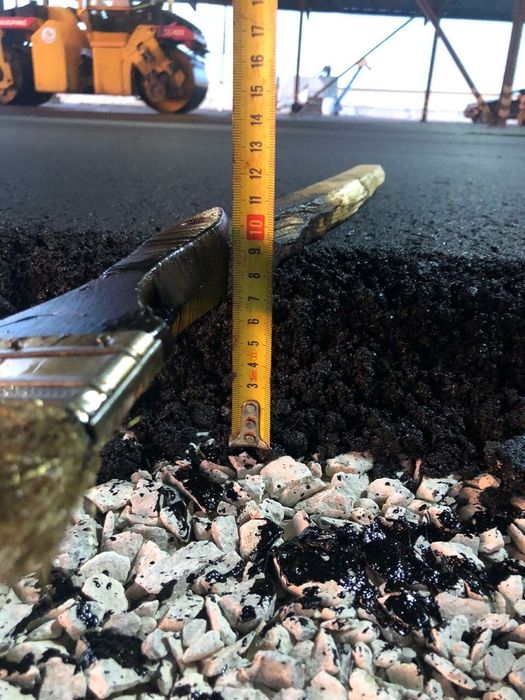 Асфальт Углатка не  дорога