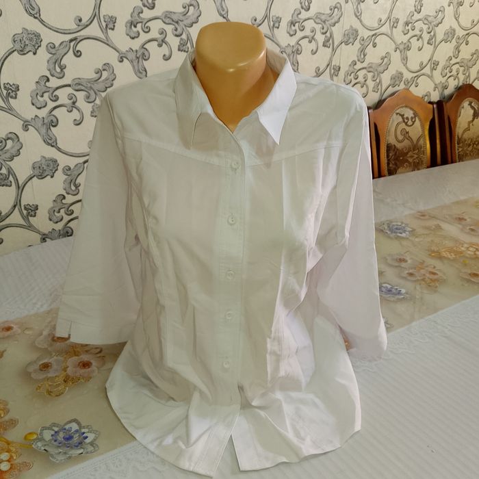 Школьные кофты и рубашки,юбки