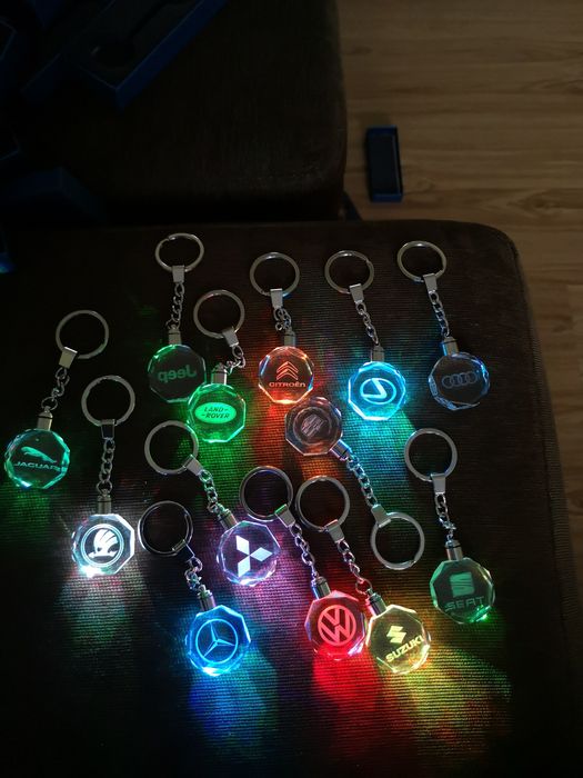 ЛЕД Ключодържател Всички марки