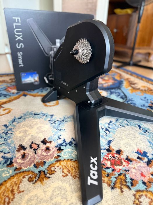 Home Trainer - TacX Flux S Smart (Garmin)