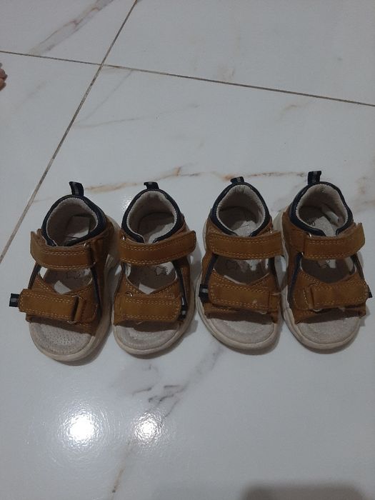 Сандали детские две пары