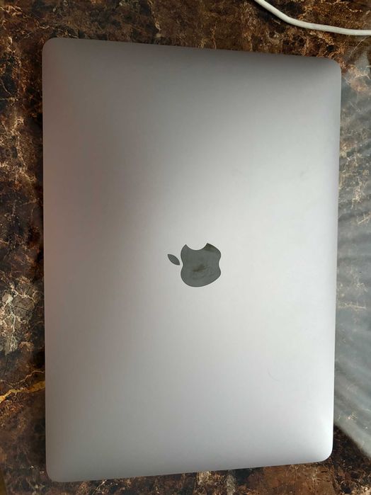 MacBook Pro 13 touch 2019 | 8 GB RAM | 256 GB SSD