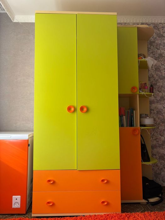 Шкаф детский б/у