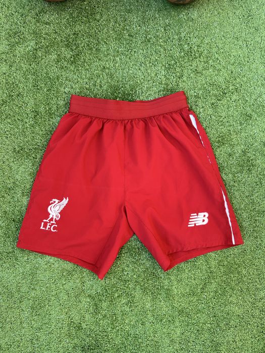 Ливърпул / Liverpool Горнище Суитшърт Тениска Фланелка Къси Гащи