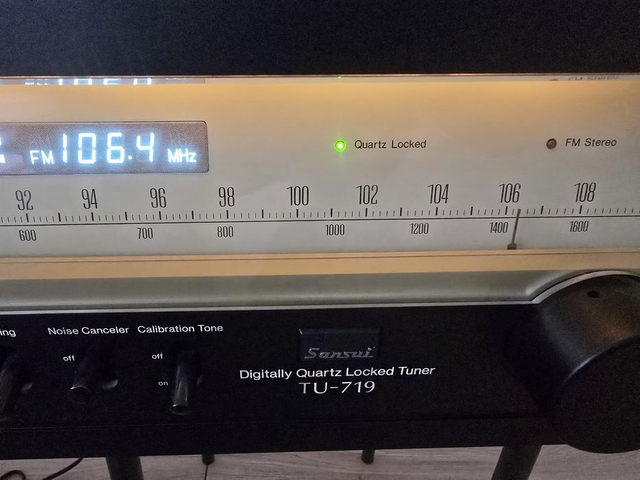 Sansui TU 719 Tuner