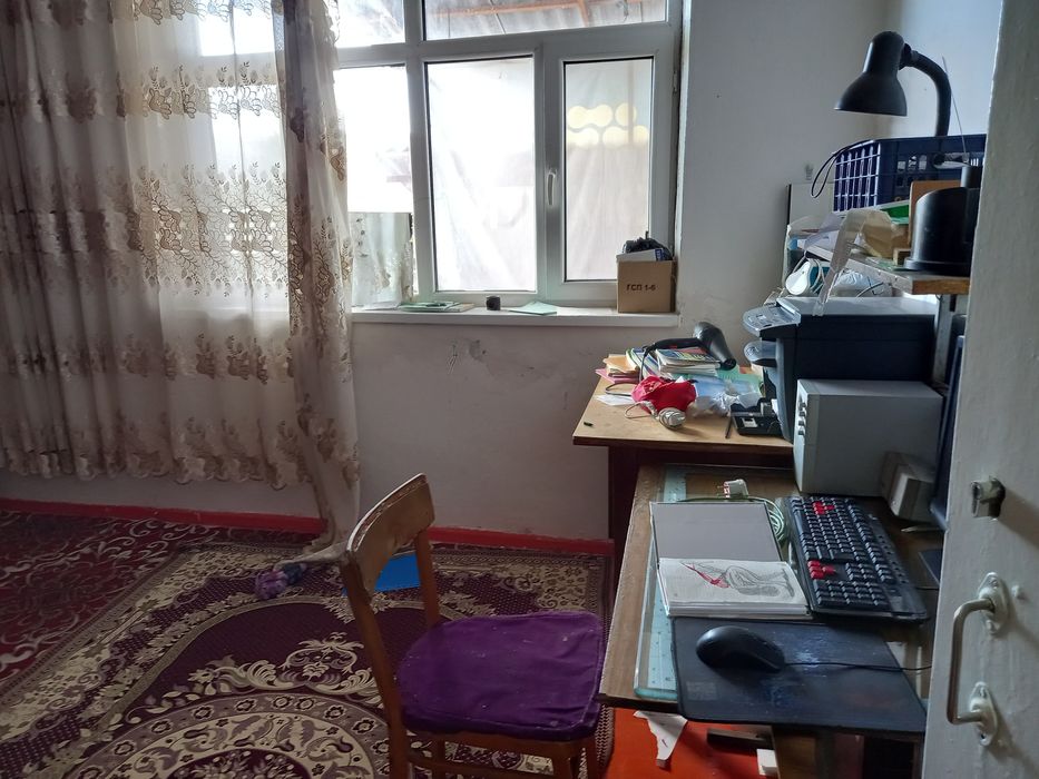 Үй сатылады 3 бөлмелі